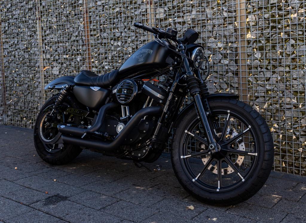 Harley-Davidson Sportster Iron 883   2018 — Black | Topstaat, 2 cilinders, 883 cc, Particulier, Meer dan 35 kW