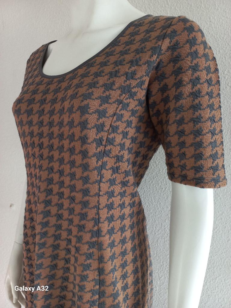 Pied de poule jurk van Kyra & Co in bruin en grijs, maat M, Maat 38/40 (M), Ophalen of Verzenden, Zo goed als nieuw, Knielengte