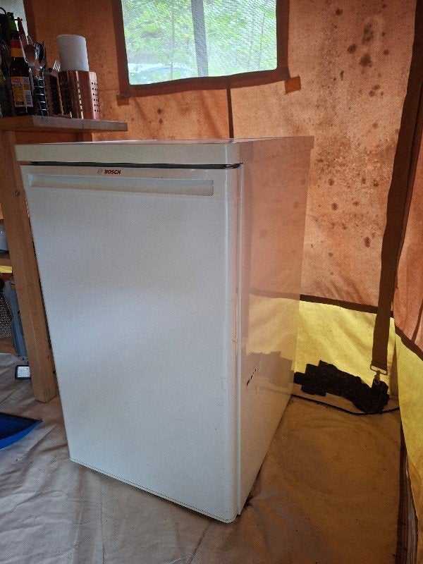 Bosch koelkast en vriesvak tafelmodel, Ophalen, Gebruikt, Minder dan 85 cm, 100 tot 150 liter