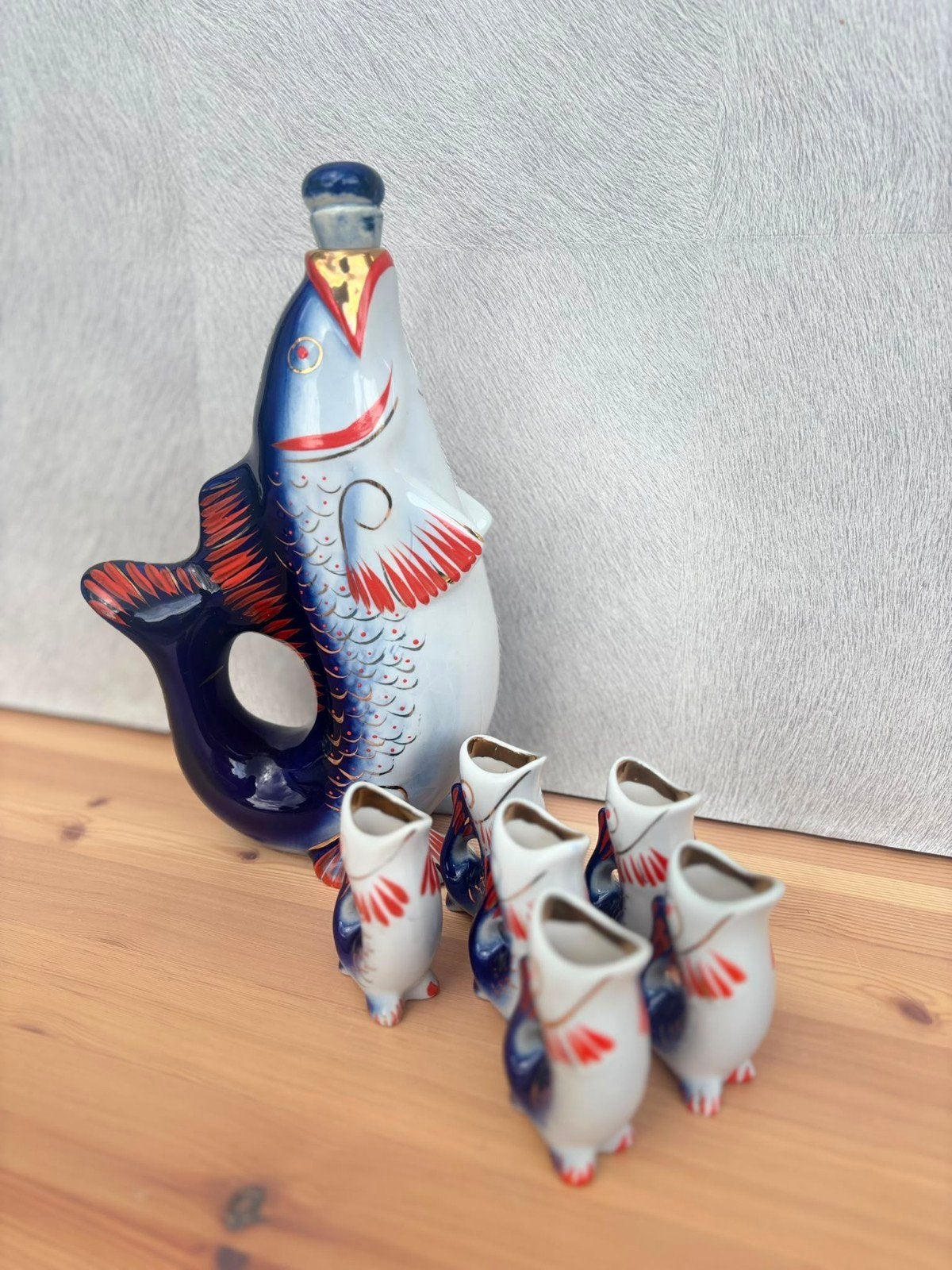 Vintage karaf met borrelglaasjes, kobaltblauwe vis wodka set, Vintage, Overige typen, Ophalen of Verzenden, Zo goed als nieuw