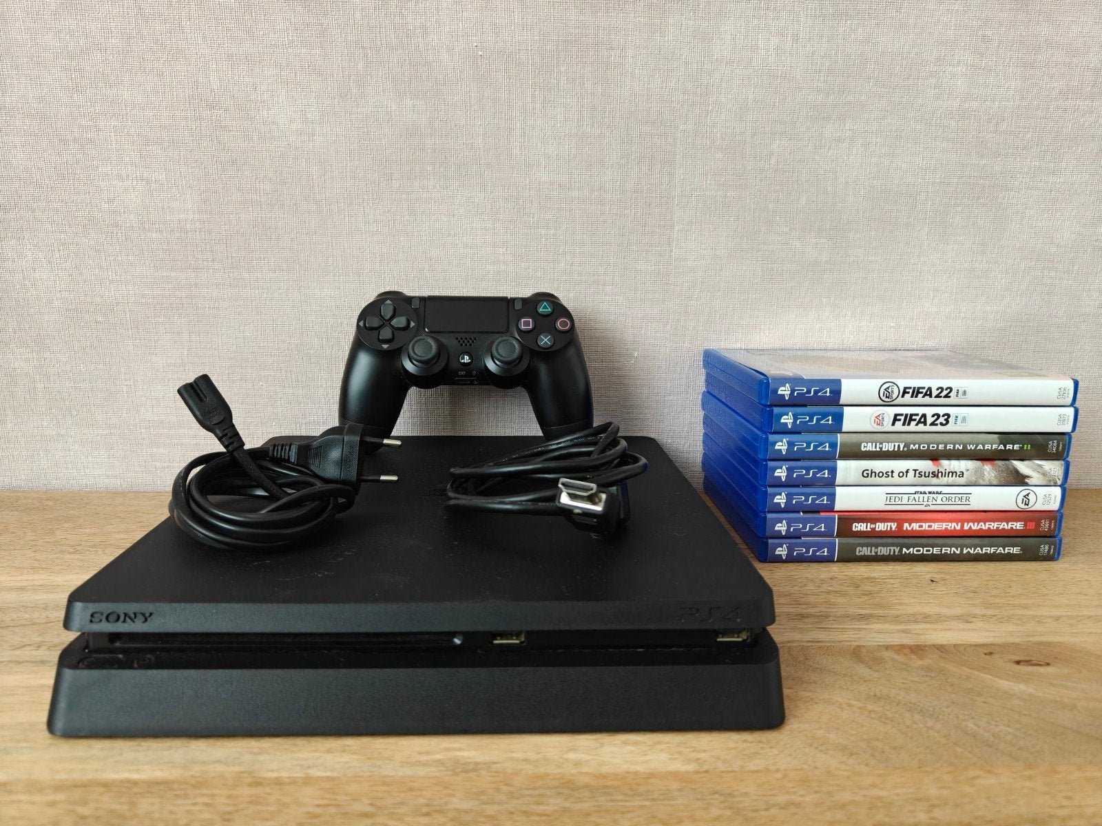 PS4 Slim 1TB met lage firmware - Onbeperkt gratis games!