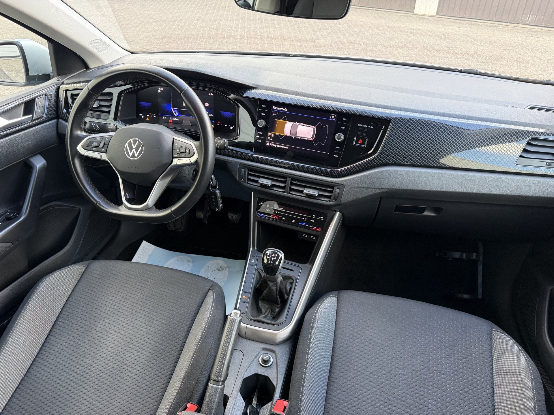 Volkswagen Polo 1.0 TSI Life Business Navi | Dealer onderhou, Auto's, Volkswagen, Voorwielaandrijving, Met garantie (alle), Handgeschakeld
