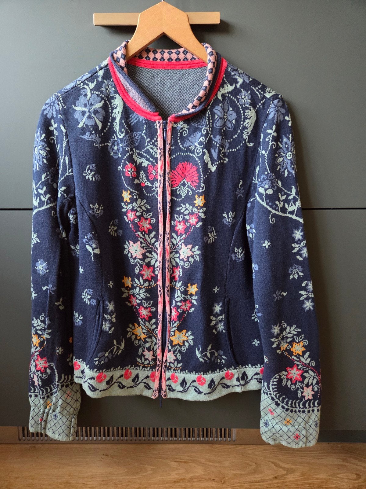 Ivko Jacquard Vest Maat 40 - Marineblauw met Bloemenprint, Kleding | Dames, Maat 38/40 (M), Ophalen of Verzenden, Zo goed als nieuw