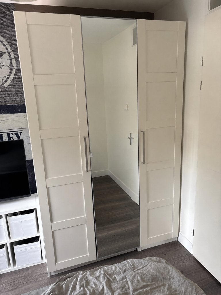 IKEA PAX kledingkast 150x236 wit met spiegel, Gebruikt, 100 tot 150 cm, 200 cm of meer, 50 tot 75 cm