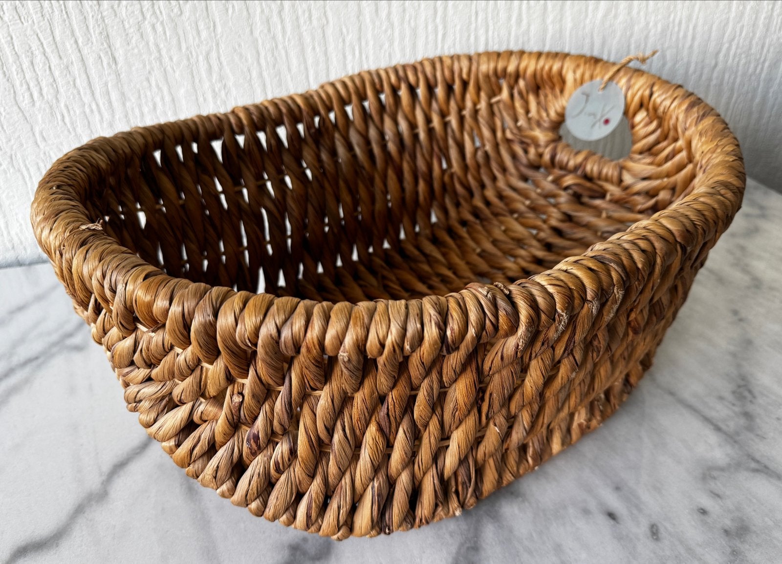 Ovale rieten mand - Nieuw, Huis en Inrichting, Woonaccessoires | Schalen en Manden, Gevlochten, Mand, Nieuw, Ophalen of Verzenden