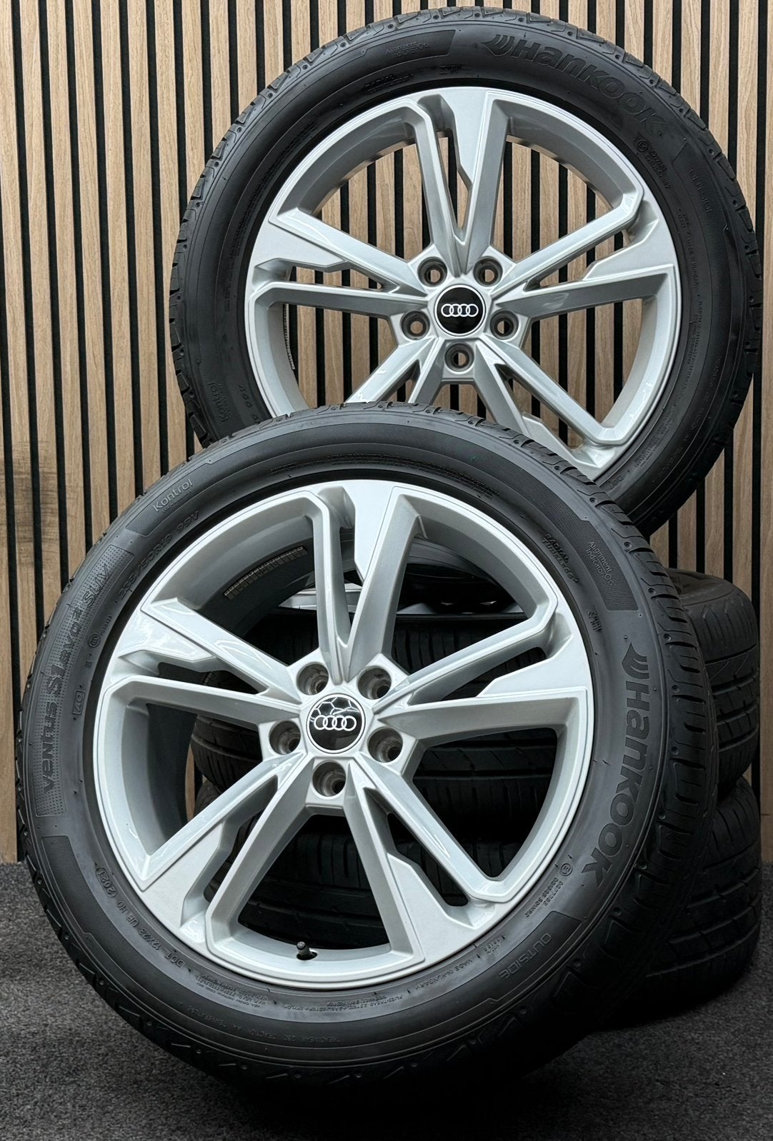 Originele 19 inch Audi Q3 83A S-Line 5x112 ET43 Hankook AO, ., Banden en Velgen, 235 mm, .