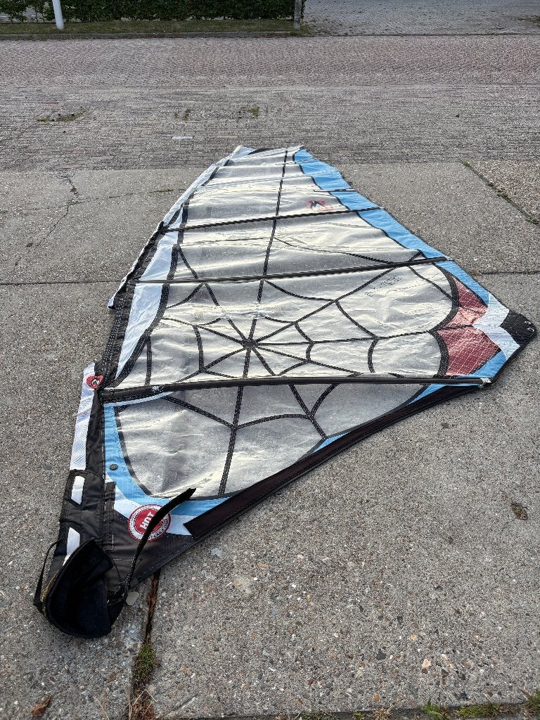 Hot Sails Maui Spyclone 5.6 | Spiderweb design, Gebruikt, 5 tot 6.5 m², Zeil, Ophalen
