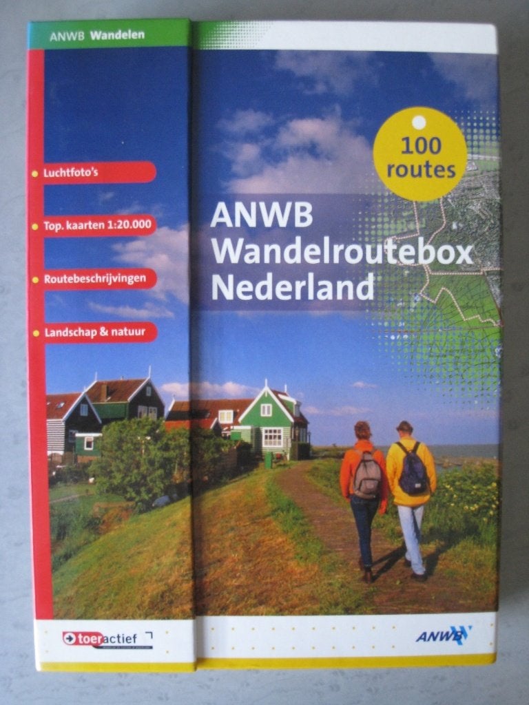 ANWB wandelroutebox Nederland, Fiets- of Wandelgids, Ophalen of Verzenden, Zo goed als nieuw, ANWB