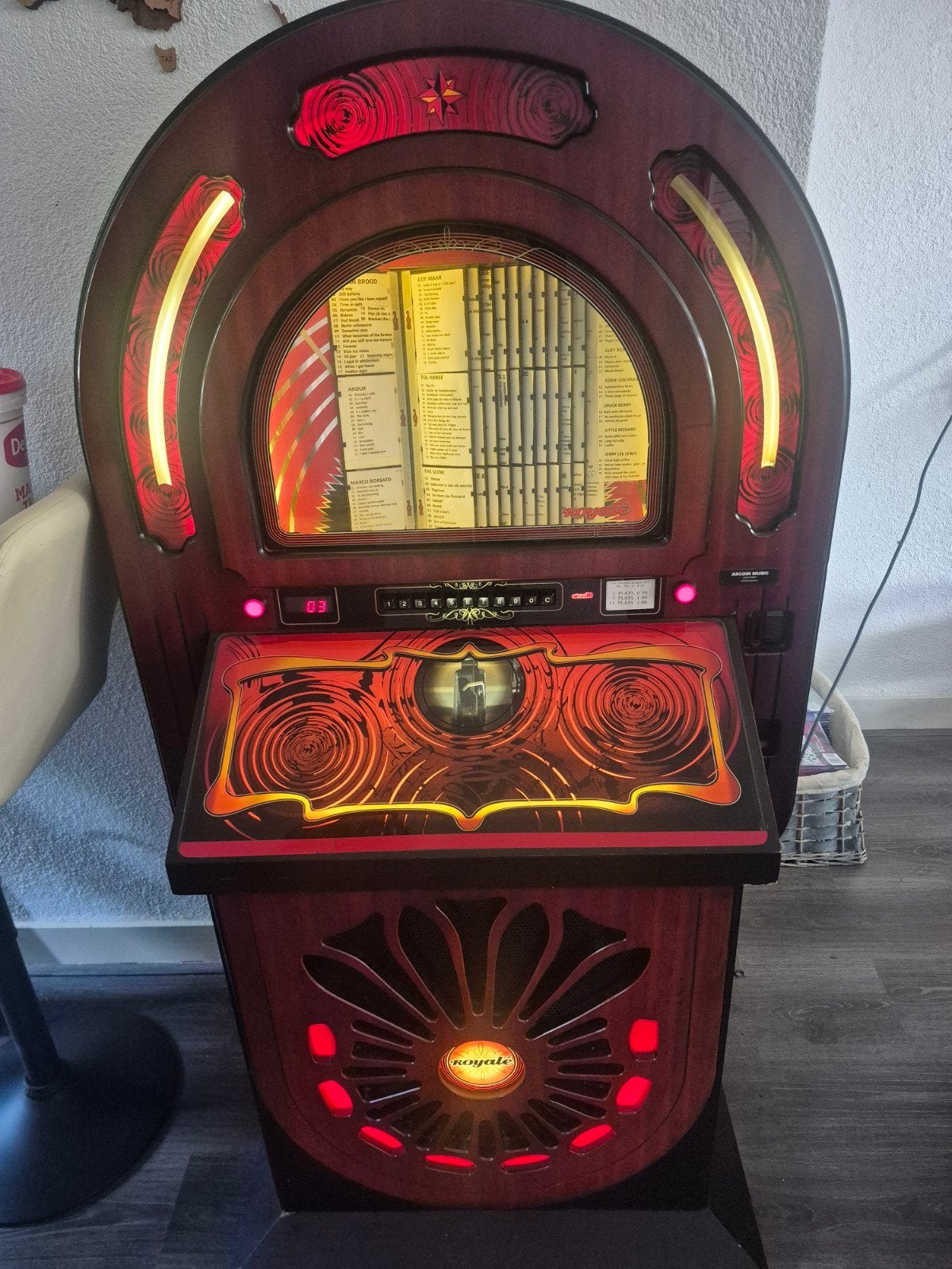 Royale Jukebox - Klassieke Muziekervaring, Ophalen, Gebruikt, 1970 tot heden, Overige merken