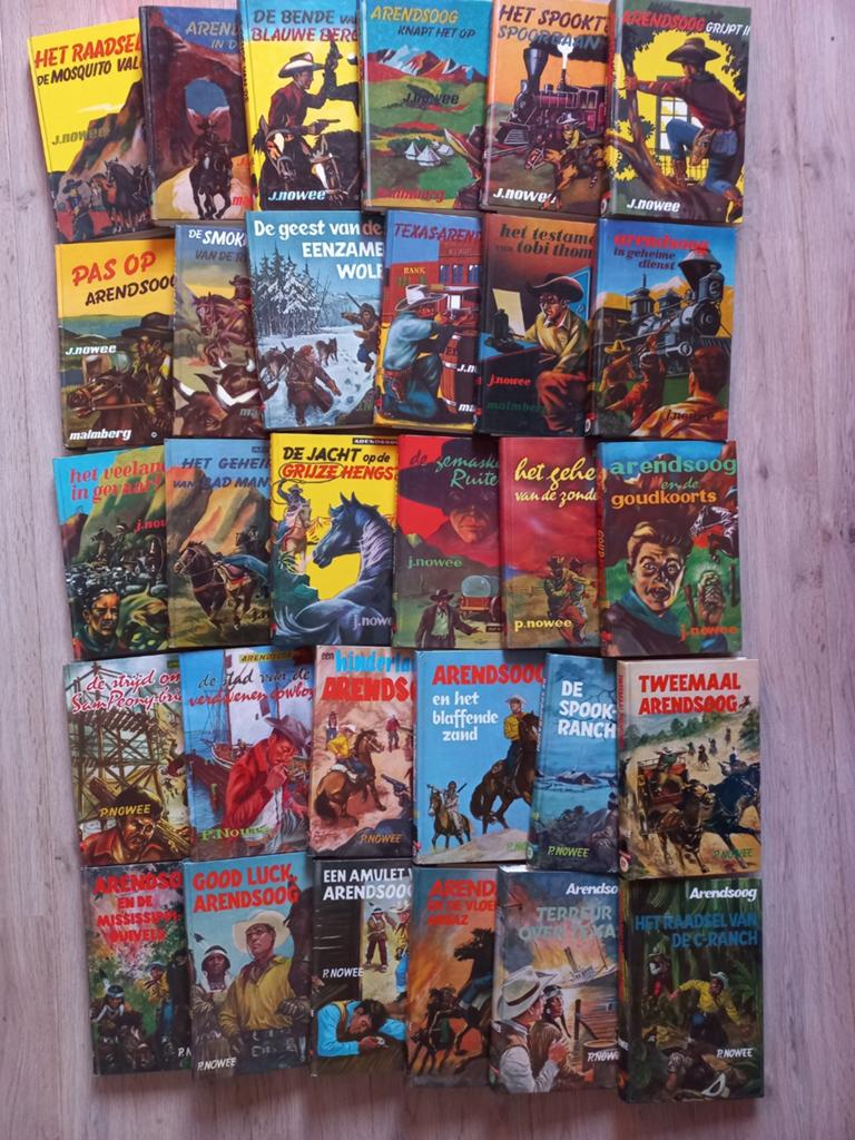 Grote collectie Arendsogen boeken - 30 stuks, Boeken, Avontuur en Actie, Ophalen of Verzenden, Gelezen, J. Nowee