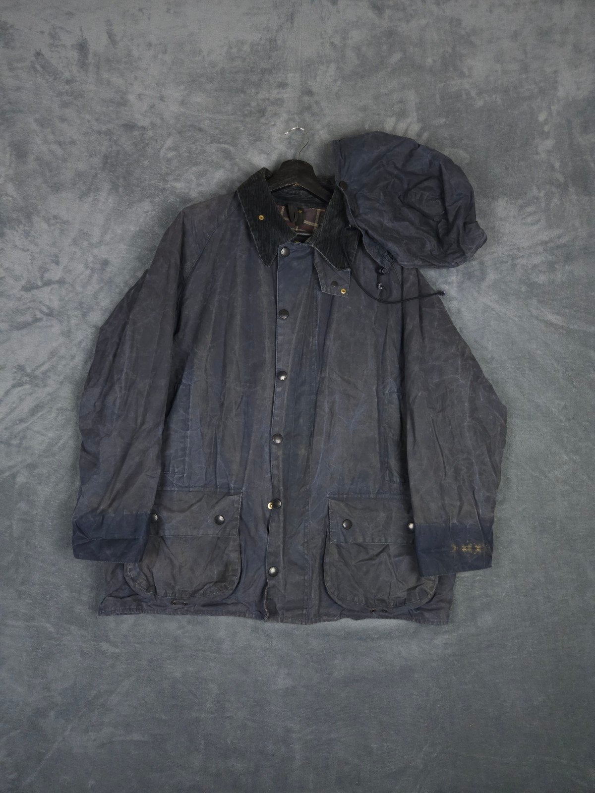 Barbour Beaufort Jacket C44 112CM XLNavy Waxed Cotton, Maat 52/54 (L), Barbour, Blauw, .