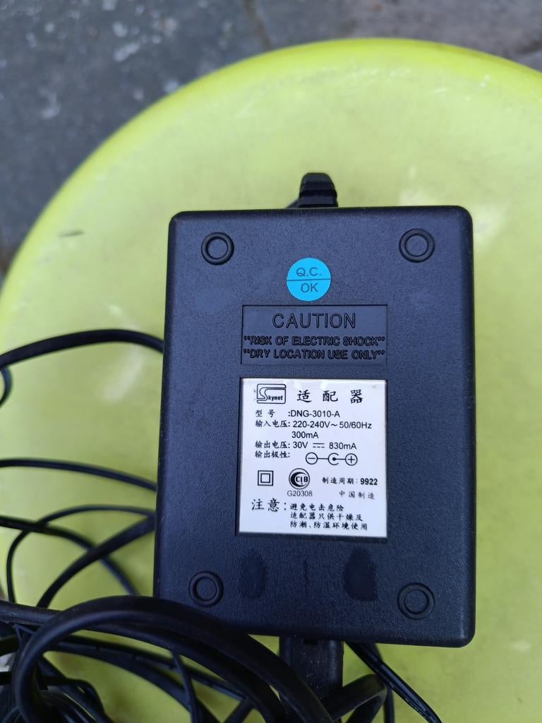 Kynet AC Adapter DNG-3010-A - Goed werkend, Ophalen of Verzenden, Gebruikt, Kynet