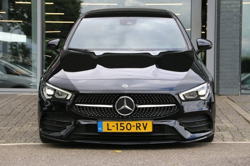 Mercedes-Benz CLA-Klasse 180 Premium Plus AMG-P € 24.795,0, CLA, 136 pk, Gebruikt, 4 cilinders