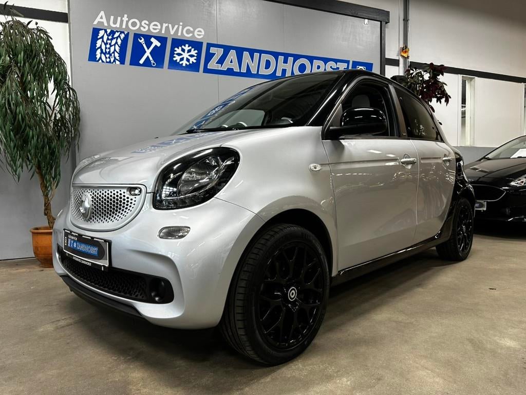 Smart Forfour 1.0 Passion // Panodak // Cruise (bj 2014), Gebruikt, 4 stoelen, Origineel Nederlands, Handgeschakeld