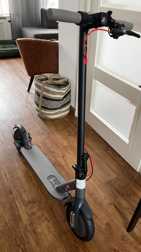 Aovopro m365 elektrische step (moet weg!), Ophalen, Elektrische step (E-scooter)