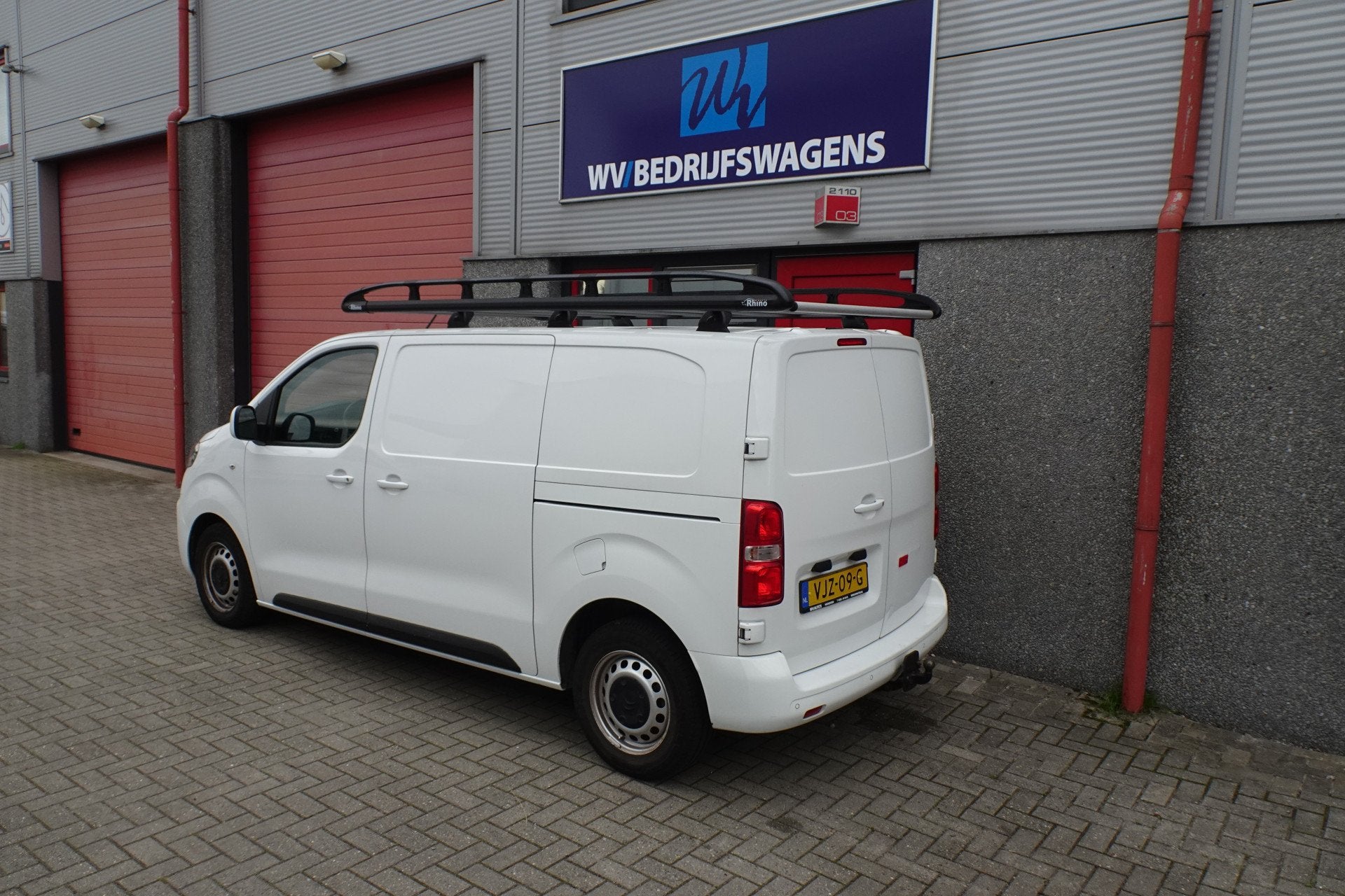 Citroën Jumpy 2.0 BlueHDI 120 M Club airco trekhaak imperia, Voorwielaandrijving, Dealer onderhouden, Stof, Gebruikt