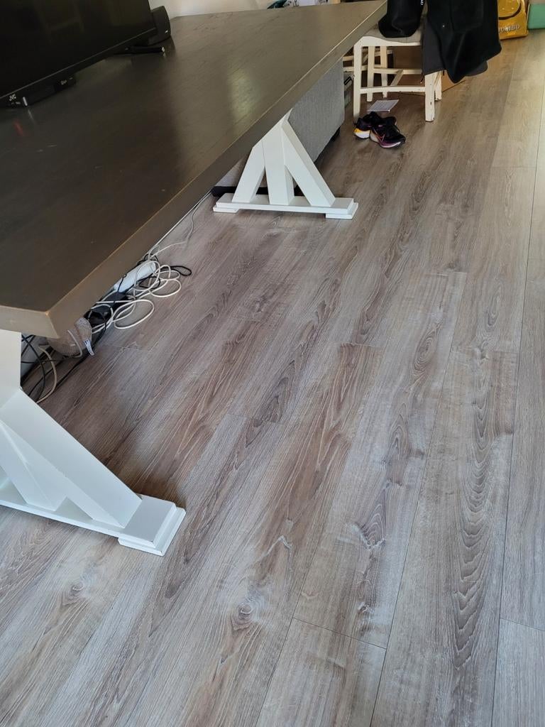 Kloostertafel gratis afhalen., Ophalen, Gebruikt, Overige typen, Minder dan 10 m²