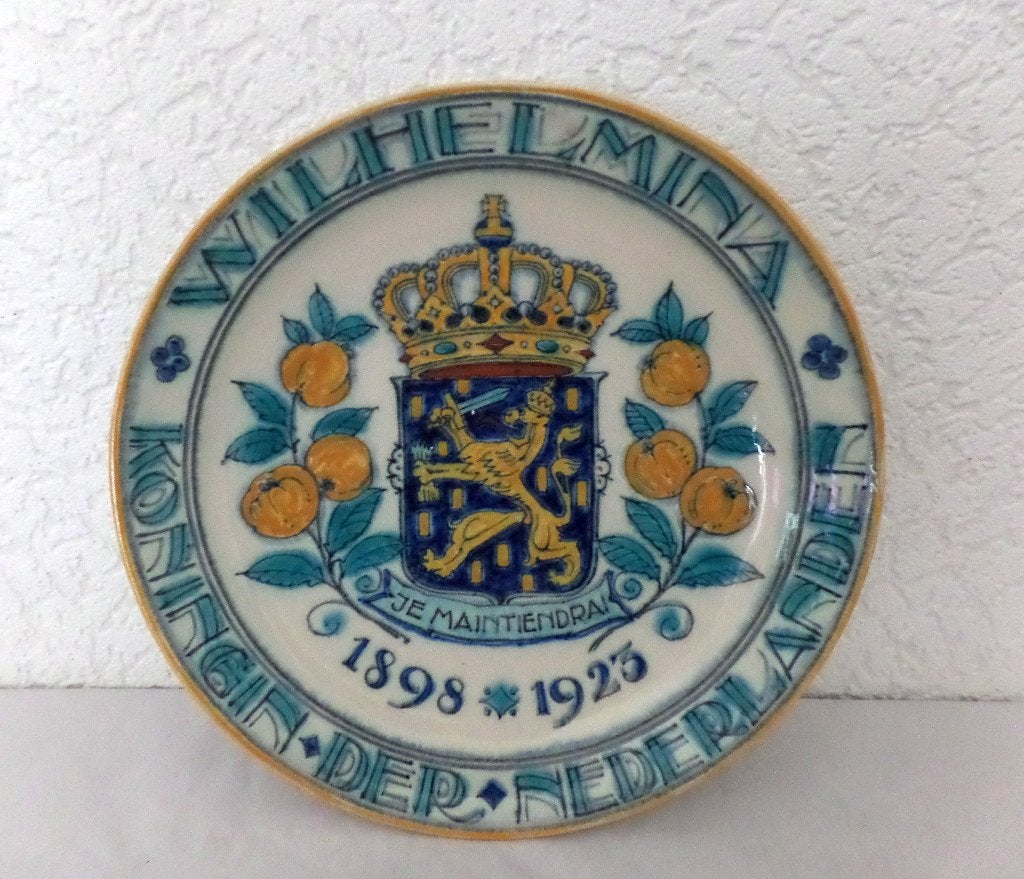 De Porseleyne Fles bord Koningin Wilhelmina 1898 - 1923., Antiek en Kunst, Verzenden