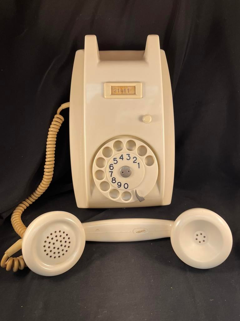 Vintage telefoon uit 1964 van bakeliet., Ophalen of Verzenden