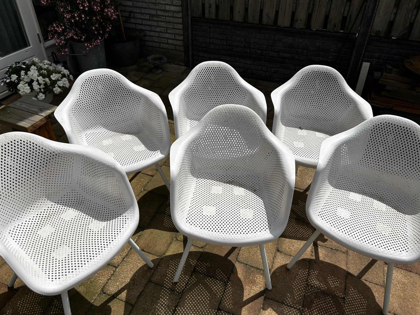 Witte kuipstoeltjes, Ophalen, Gebruikt, Kunststof