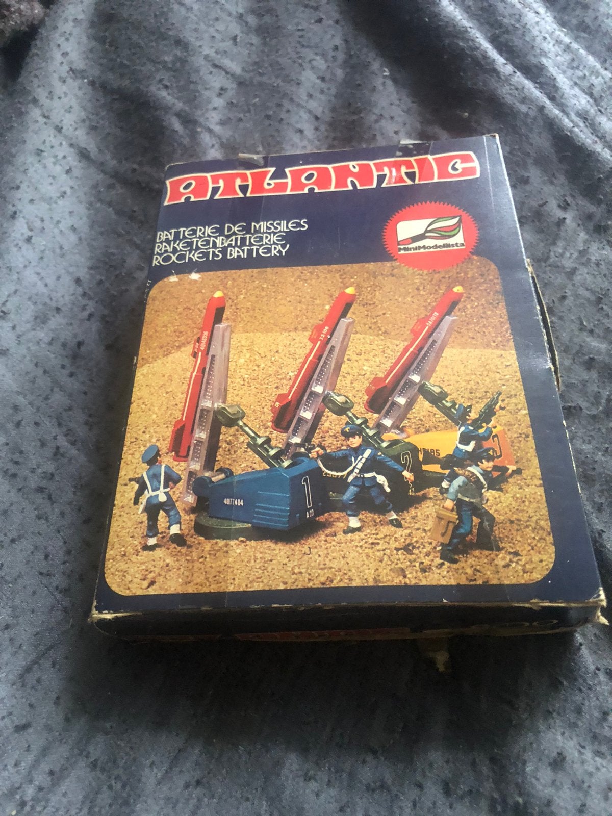 Atlantic rockets battery, Ophalen of Verzenden, Zo goed als nieuw, 1:50 of kleiner
