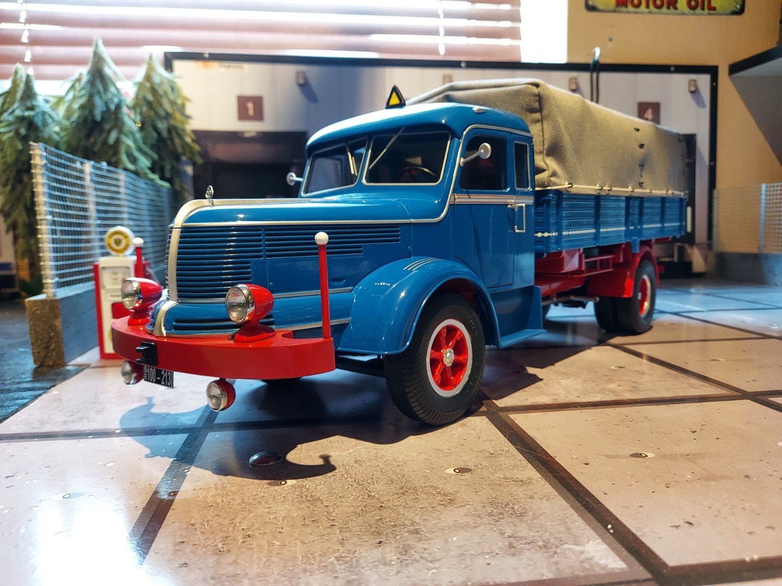 Model auto 1/18, Ophalen, Zo goed als nieuw, Overige merken