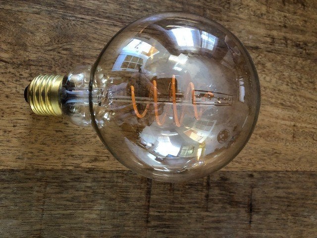 Sfeer LED gloeilamp, Ophalen, E27 (groot), Zo goed als nieuw, Oranje