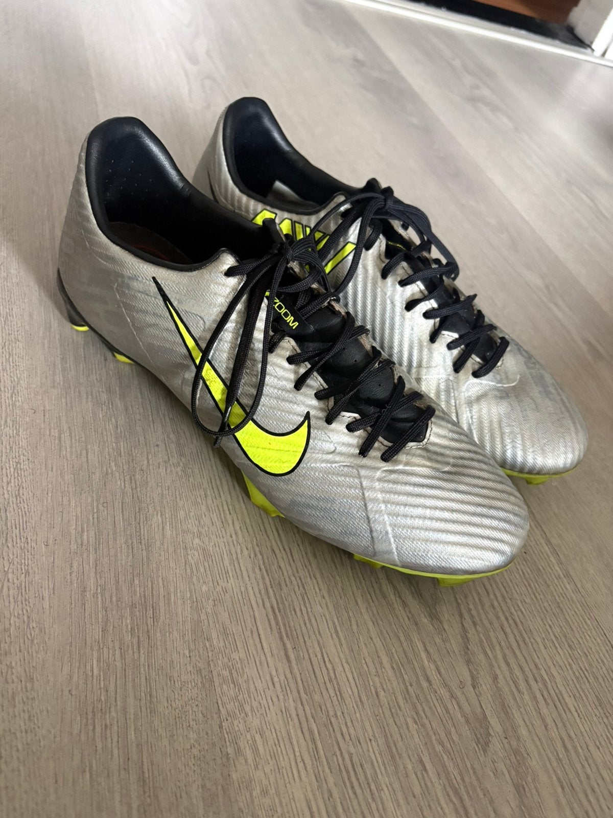 Nike zoom mercurial vapor 15 mg, Maat XS of kleiner, Ophalen of Verzenden, Zo goed als nieuw, Schoenen