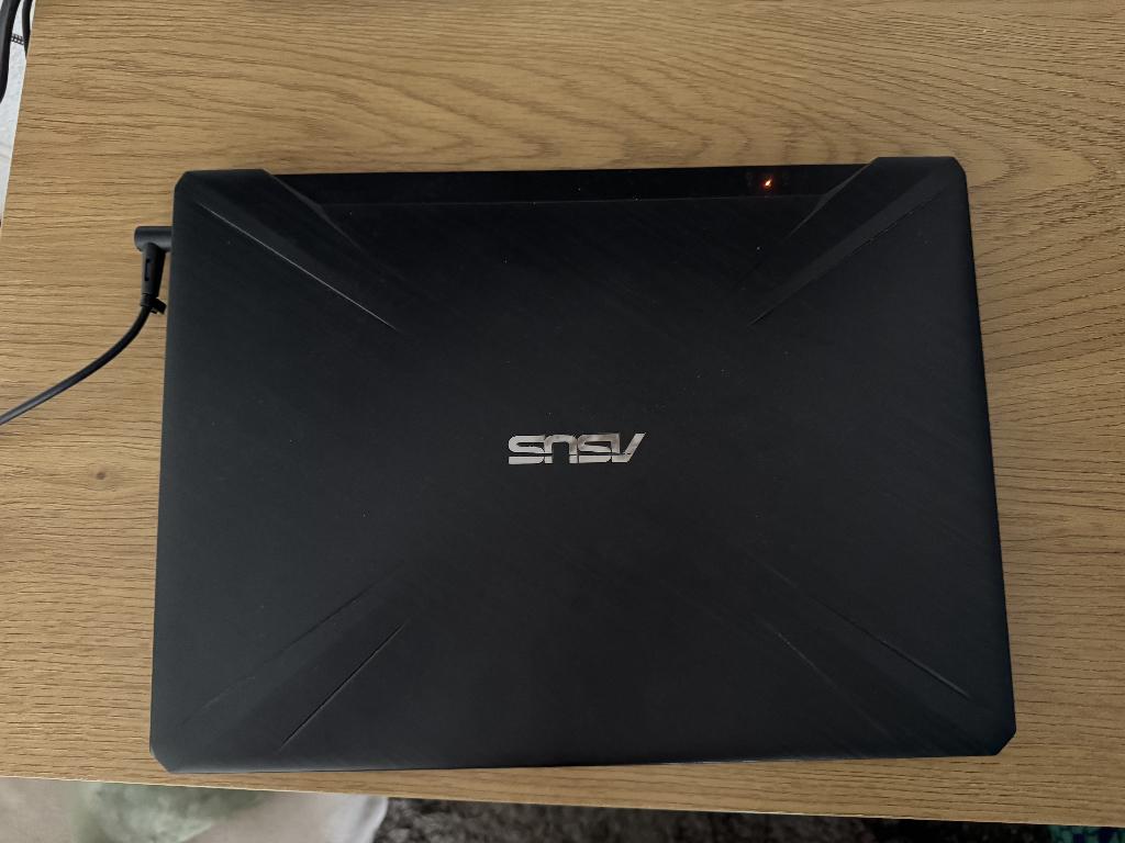 Asus TUF Gaming GTX1650 NO BATARY!!!!!, Computers en Software, Windows Laptops, Gebruikt, 15 inch, SSD, 2 tot 3 Ghz, 16 GB, Qwerty