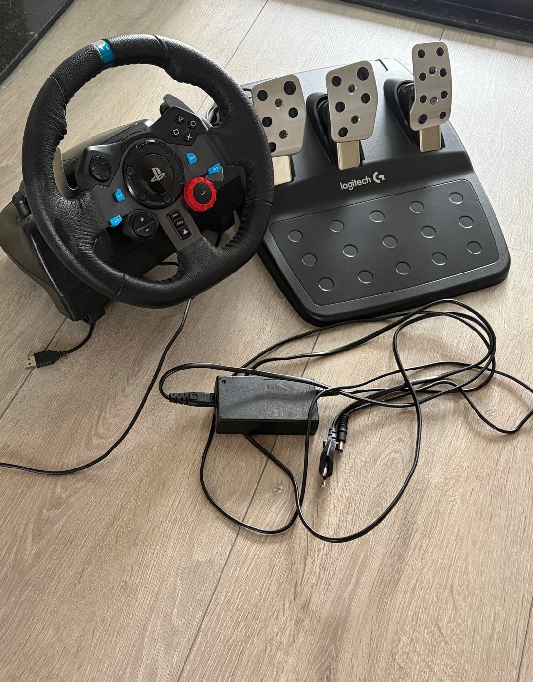 Logitech G29 racestuur voor PC en PlayStation, Spelcomputers en Games, Spelcomputers | Sony PlayStation Consoles | Accessoires