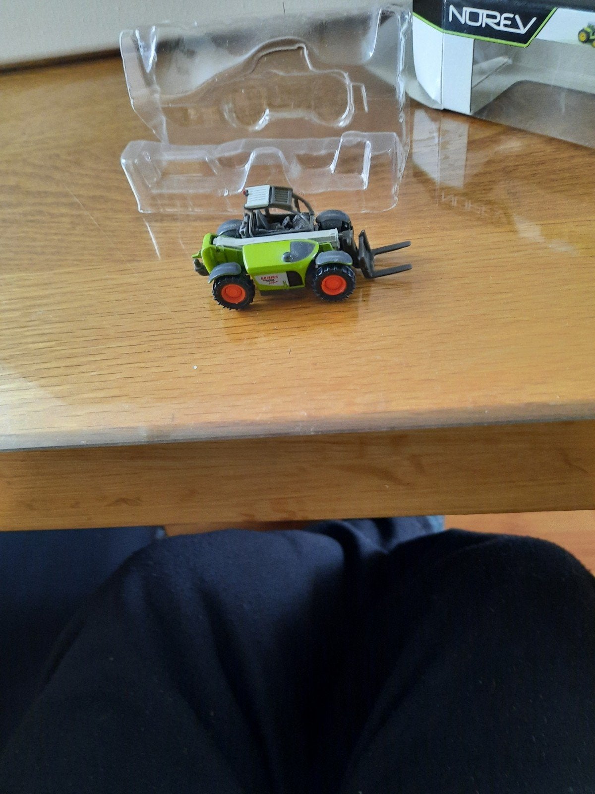 Claas verrijker, Hobby en Vrije tijd, Modelauto's | 1:87, Ophalen of Verzenden, Bus of Vrachtwagen