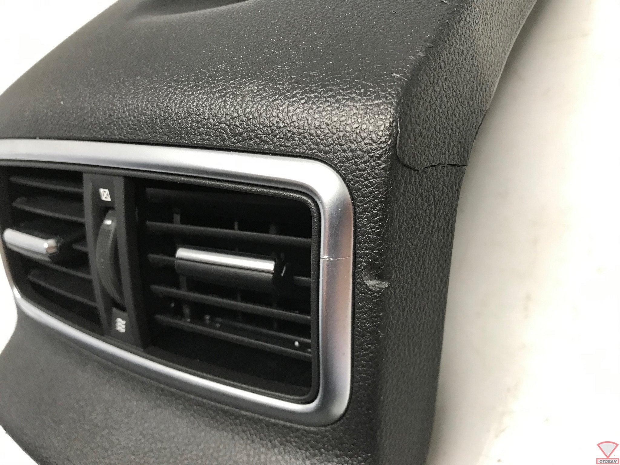 renault megane iv 2018 luchtrooster achter 969308372r, Renault Group, Gebruikt, Contact.group@renault.com, Renault