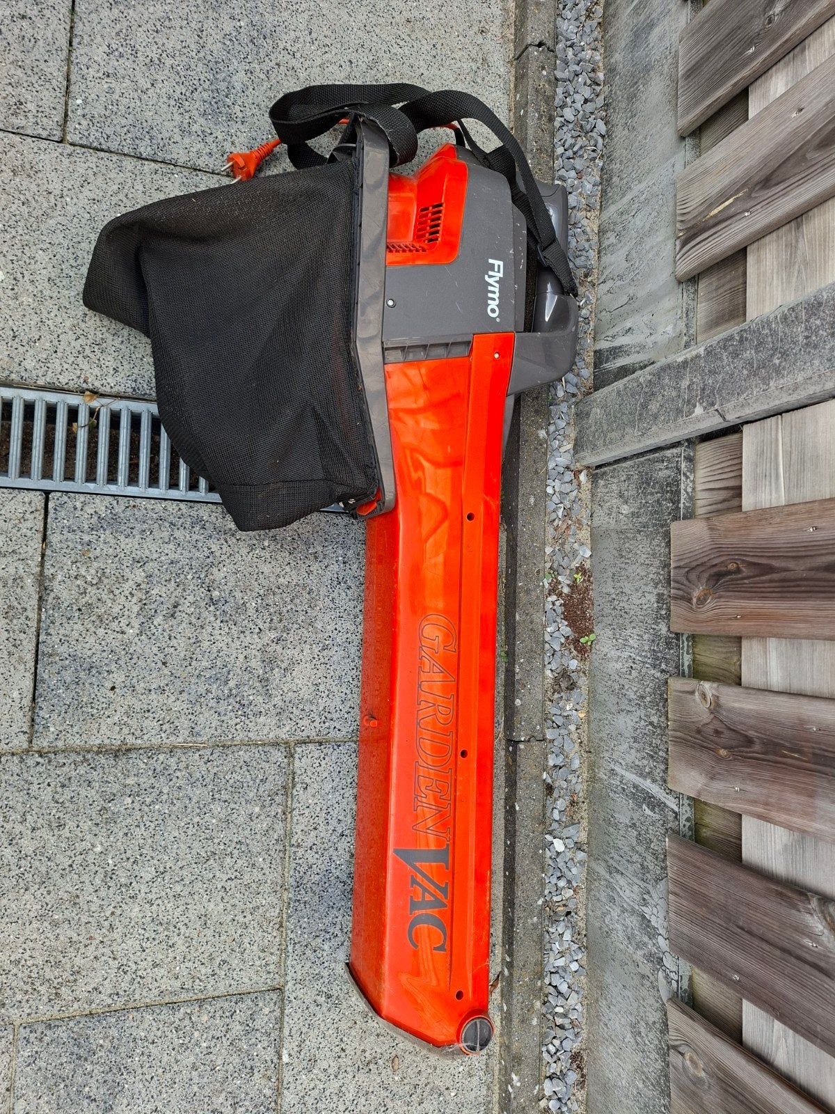 Flymo GardenVac bladblazer/bladzuiger - Gebruikt goede staat, Ophalen, Gebruikt, Met opvangzak, Handgedragen