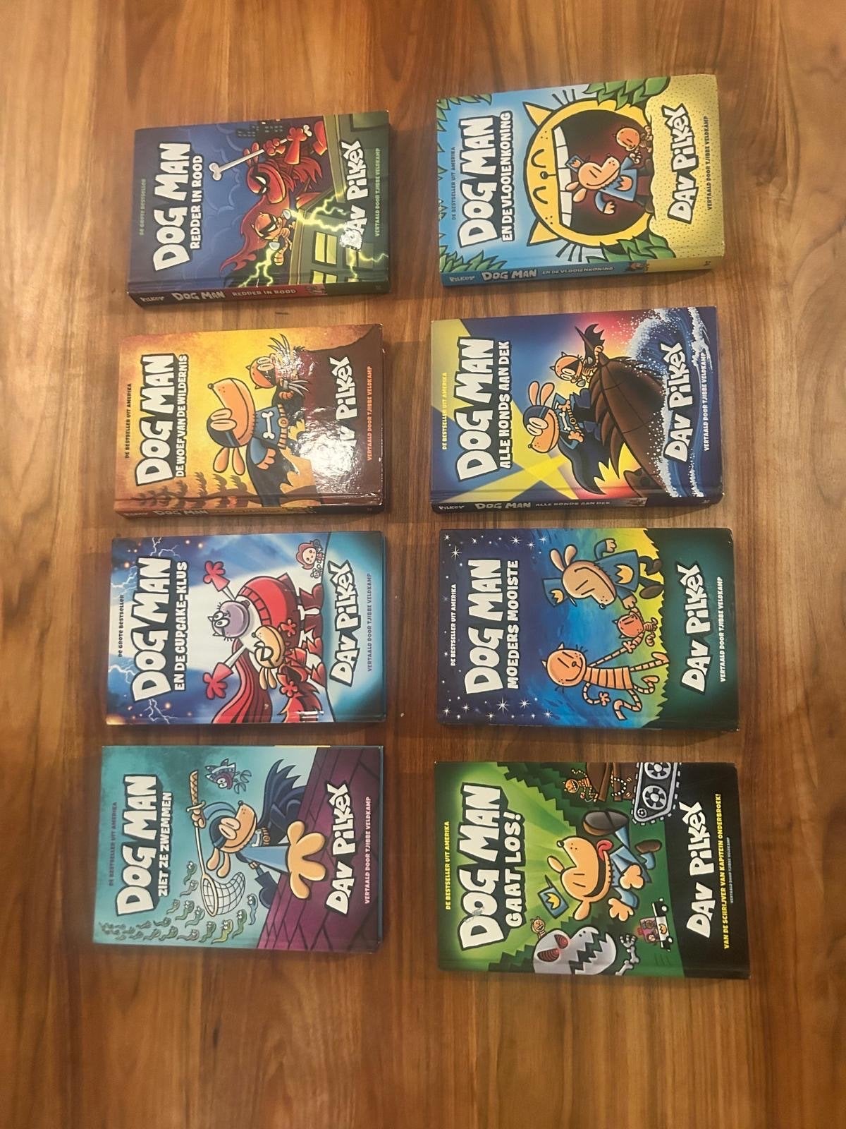 Dog Man boekenreeks - 8 delen van Dav Pilkey, Ophalen, Zo goed als nieuw, Fictie algemeen