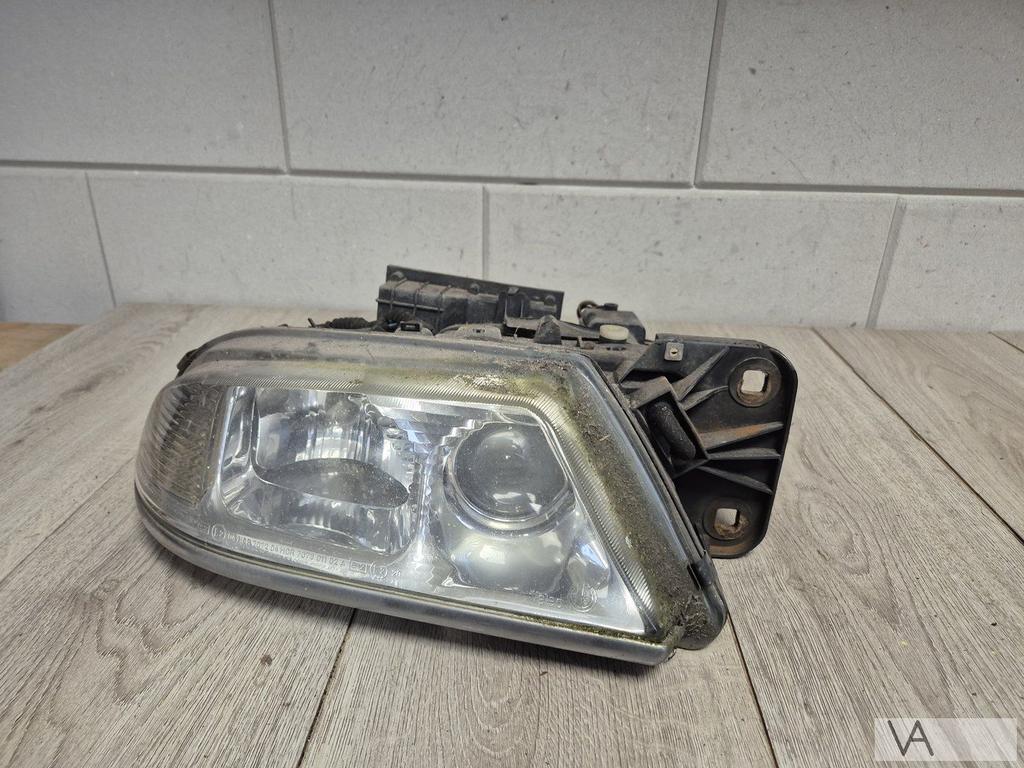 Alfa Romeo 166 1998 -2003 xenon koplamp rechts 1 oor af €100, Gebruikt, -, -, Ophalen of Verzenden