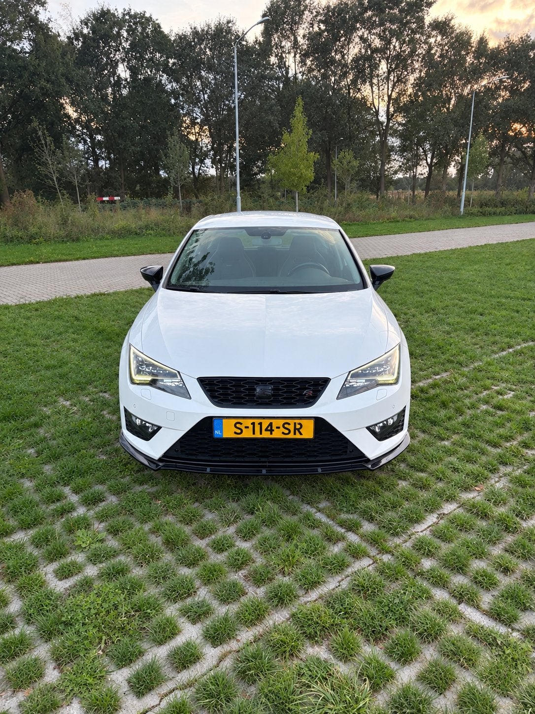 Seat Leon FR  1.4 tsi 2013, Auto's, Voorwielaandrijving, 1131 kg, Zwart, 4 cilinders