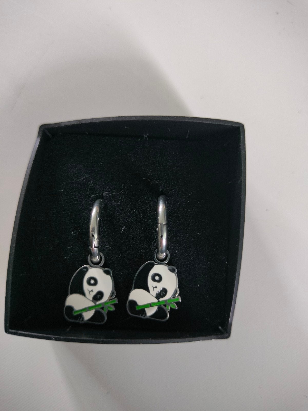 Panda oorbellen Staal, Sieraden, Tassen en Uiterlijk, Oorbellen, Overige materialen, Ophalen of Verzenden, Zilver, Hangers