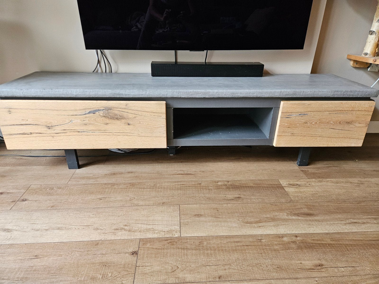 Stijlvol Xooon Myland TV-meubel 180 cm breed T.E.A.B., Overige houtsoorten, Modern, Industrieel, 150 tot 200 cm, Ophalen of Verzenden