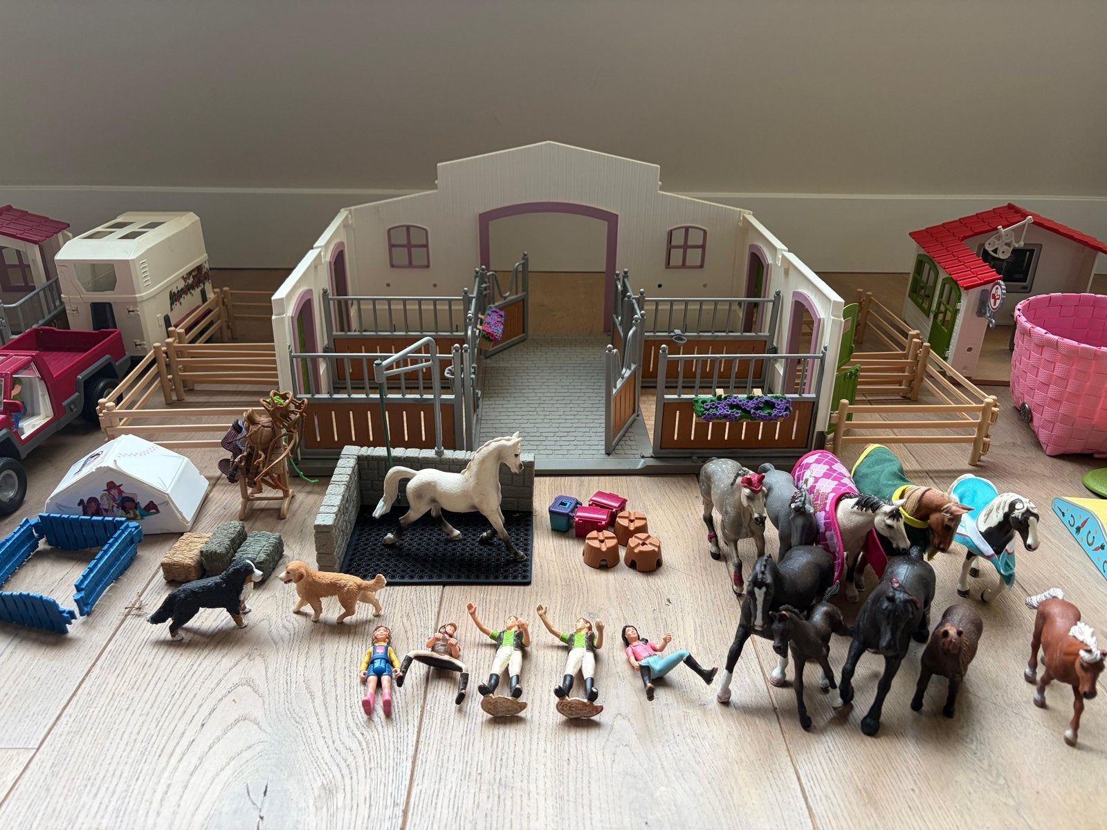 Schleich paardenmanege incl veel accessoires, Ophalen of Verzenden, Zo goed als nieuw, Jongen of Meisje