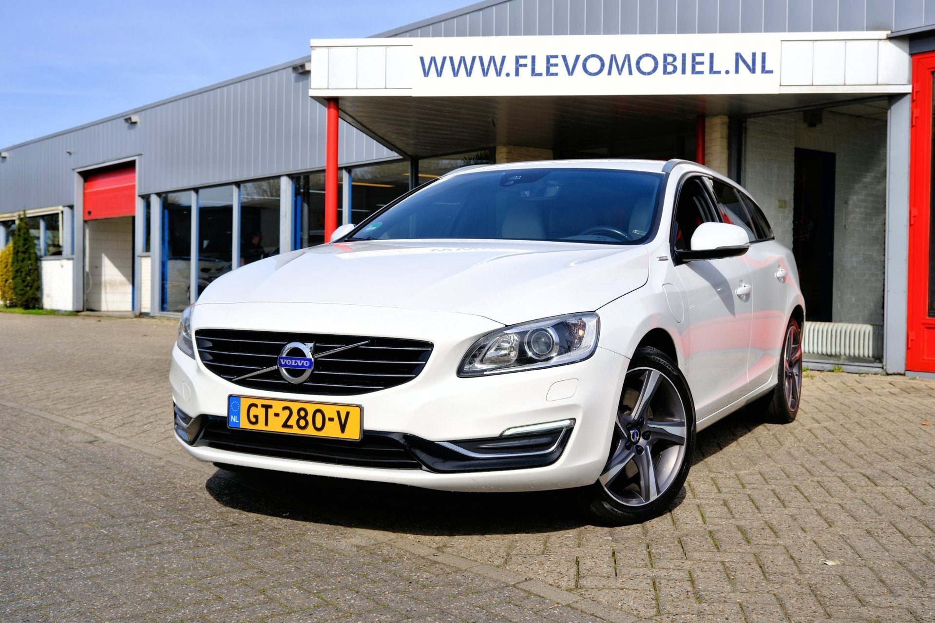 Volvo V60 2.4 D5 Twin Engine Special Edition Aut. Xenon|Lede, Auto's, Automaat, Dealer onderhouden, Euro 6, Vierwielaandrijving