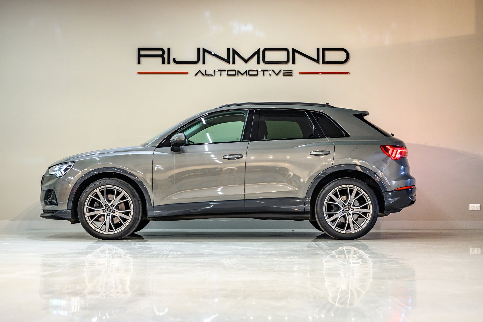 Audi Q3 40 TFSI quattro Advanced Pro Line 190 Pk|Navi |Camer, Automaat, Gebruikt, 1984 cc, Bedrijf