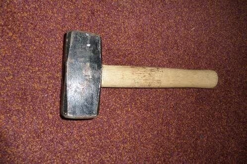 Moker - Lengte 27cm - 1650 gram gewicht - €5,=, Ophalen, Zo goed als nieuw, Hamer
