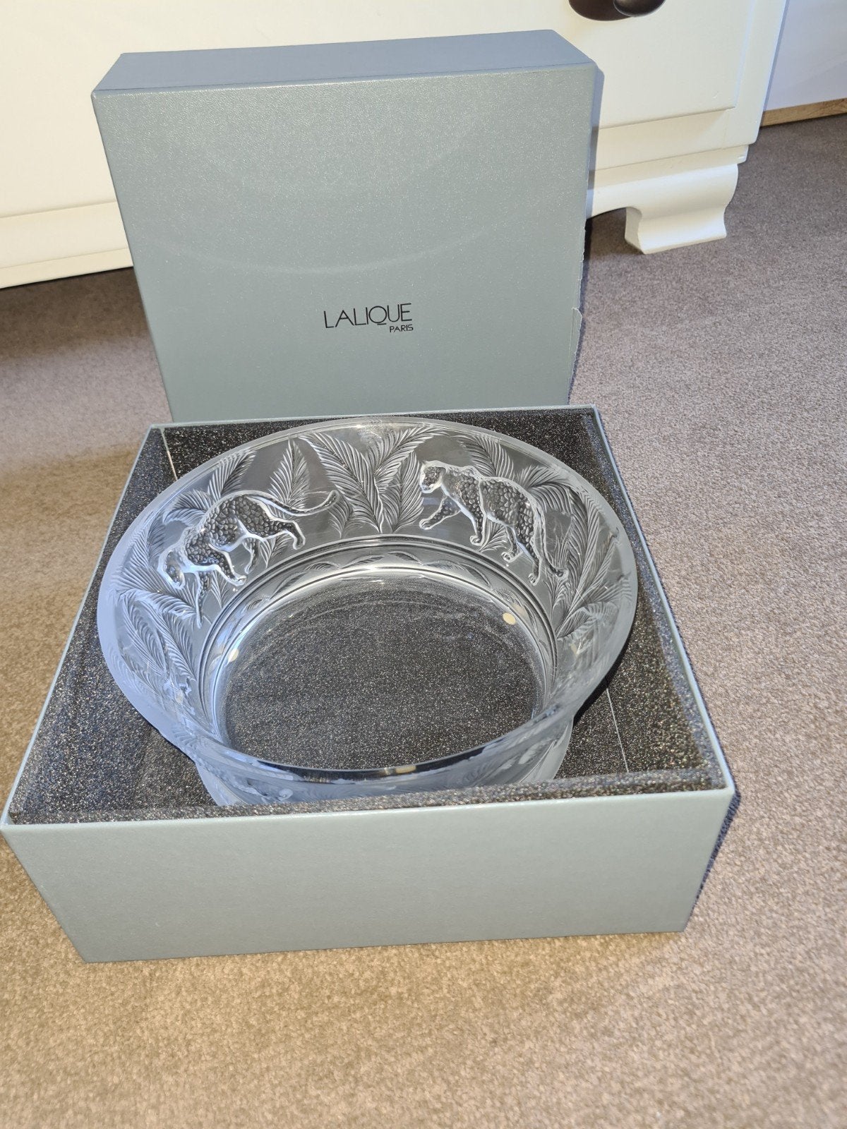 Lalique Jungle Bowl - Prachtige Kristallen Schaal, Antiek en Kunst, Ophalen of Verzenden