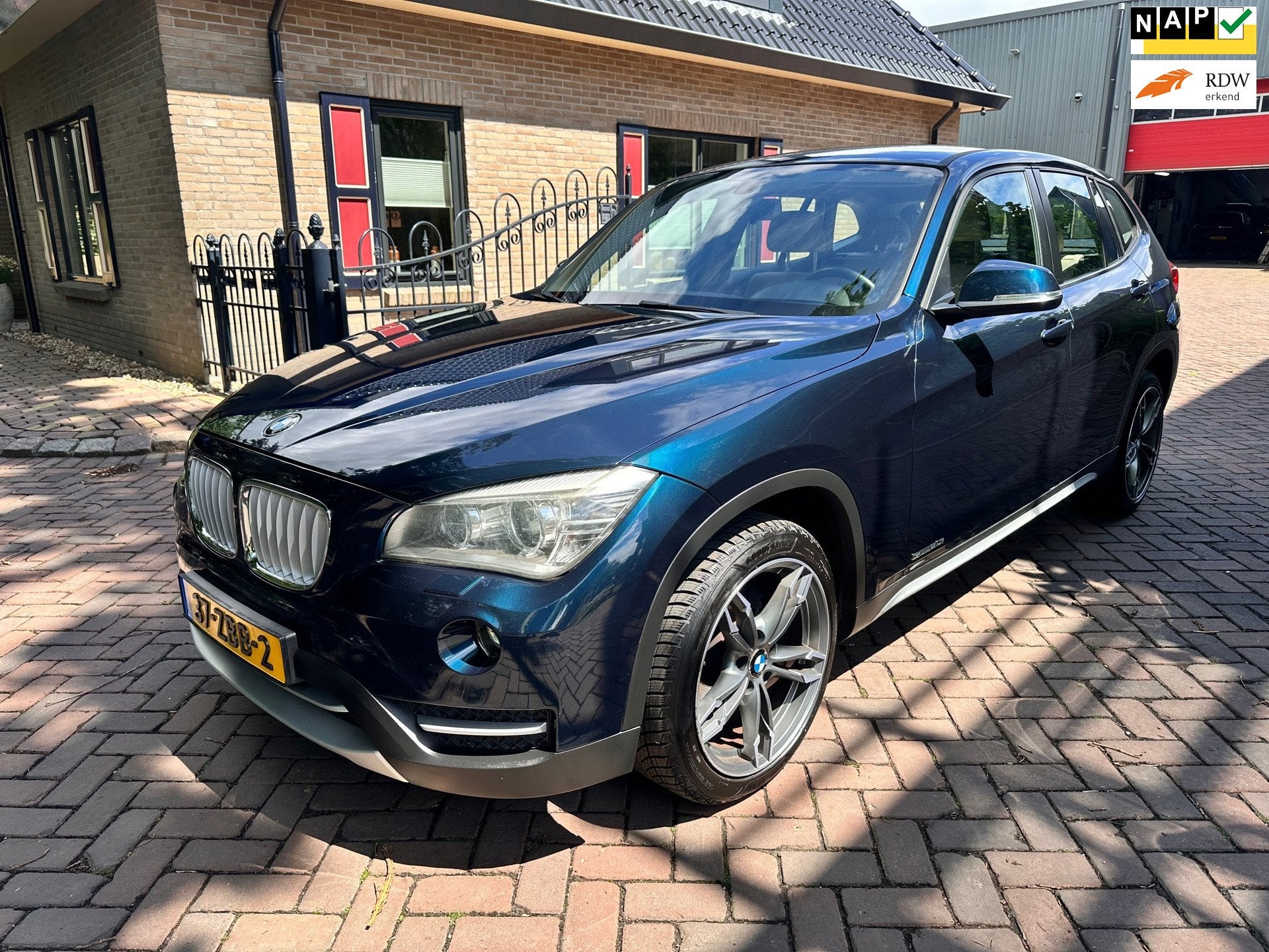 BMW X1 SDrive20i Upgrade Edition, Auto's, BMW, X1, Euro 5, Achterwielaandrijving, Beige