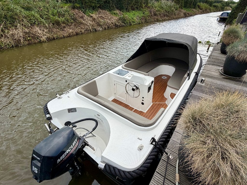 Riga 480 XL Lounge, Mercury 15 pk, zwart, zeer compleet, Watersport en Boten, 15 pk, 1.80 meter, 5 m, 2 m