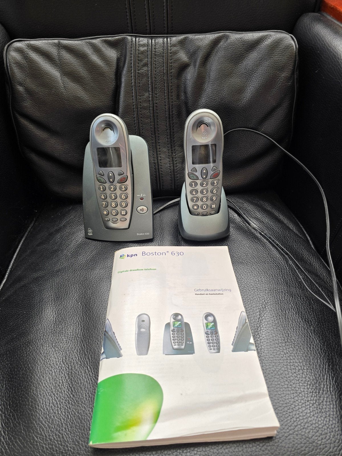 KPN Boston 630 draadloze telefoons met handleiding, Ophalen of Verzenden, Gebruikt, 2 handsets, Stralingsarm