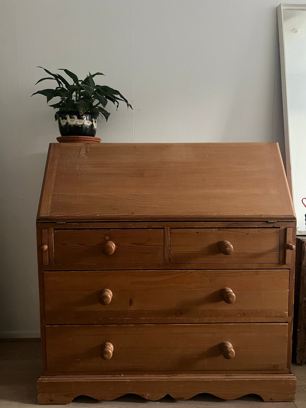 Vintage grenen secretaire met lades, Ophalen
