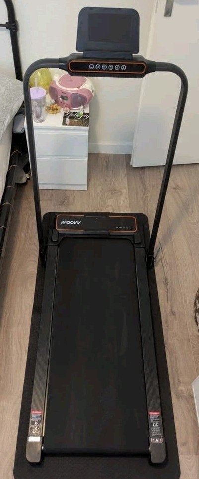 Te koop compacte loopband Moovv Pro V3 Incline z.g.a.n., Ophalen, Overige materialen, Zo goed als nieuw, Loopband