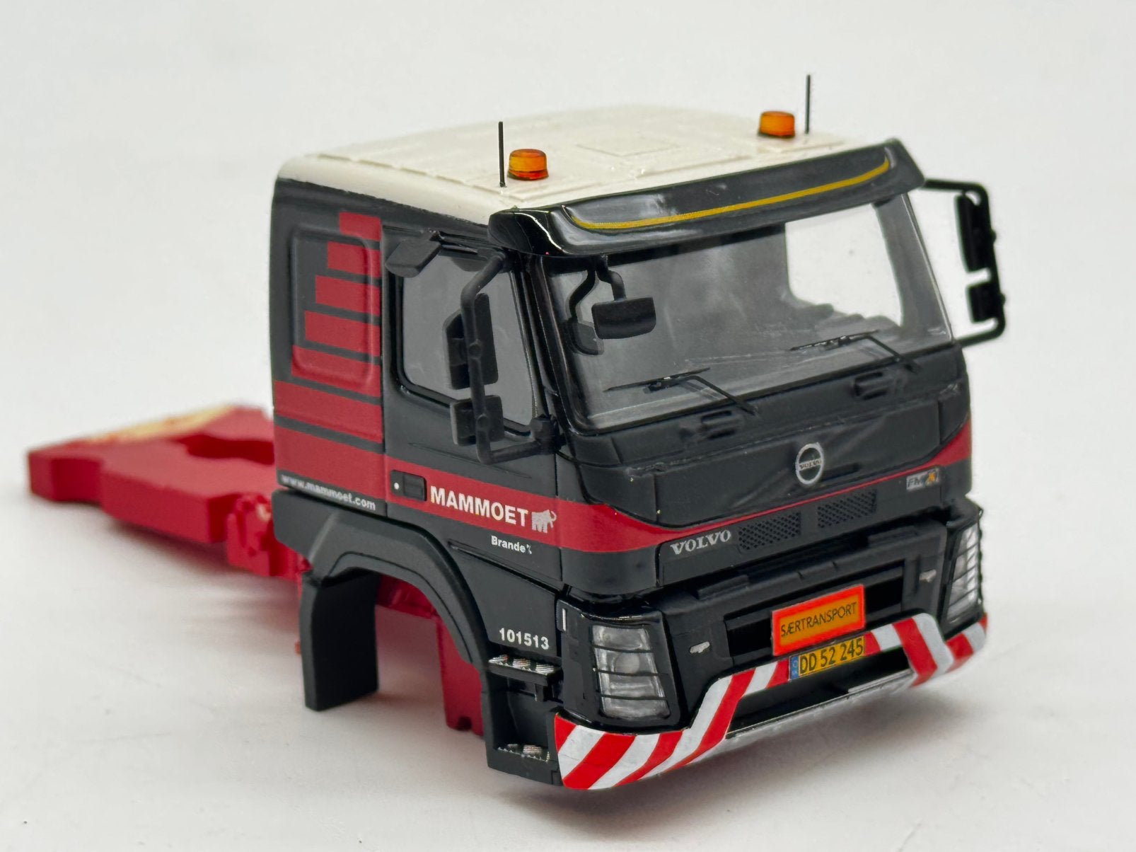 IMC VOLVO FMX cabine MAMMOET brande VERBOUW, Hobby en Vrije tijd, Modelauto's | 1:50, Overige merken, ., Nieuw, Ophalen of Verzenden