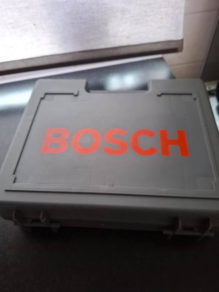 Bosch PSB 600 RE Klopboormachine in Koffer, Doe-het-zelf en Verbouw, Gereedschap | Boormachines, Zo goed als nieuw, Variabele snelheid
